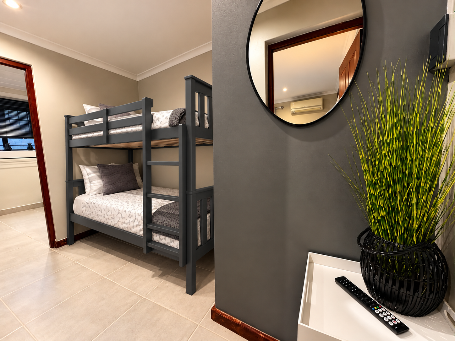 Azura Sleep - Studio